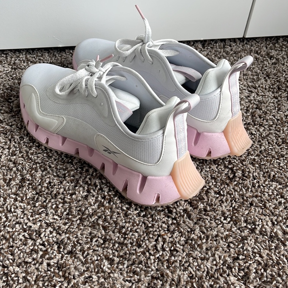 Reebok Shoes - Picture 4 of 4